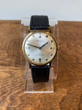 Load image into Gallery viewer, Vintage GRUEN Swiss Watch