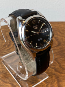 Vintage SEIKO 5 Automatic Watch