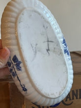 Load image into Gallery viewer, Vintage Blue and White Chicken Tray Dish