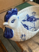 Load image into Gallery viewer, Vintage Blue and White Chicken Tray Dish