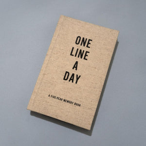 Canvas One Line a Day A Five-Year Memory Book