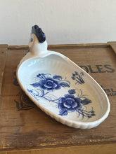 Load image into Gallery viewer, Vintage Blue and White Chicken Tray Dish