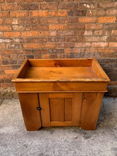 Load image into Gallery viewer, Antique Pine Dry Sink
