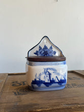 Load image into Gallery viewer, Vintage Royal Delft Salt Cellar Spice Box