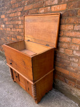 Load image into Gallery viewer, Antique Pine Dry Sink/Commode