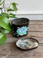 Load image into Gallery viewer, Huntley and Palmers Biscuits Tin