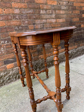 Load image into Gallery viewer, Beautiful Antique Side Table