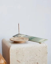Load image into Gallery viewer, Sweetgrass - Campfire Incense