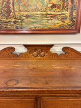 Load image into Gallery viewer, Gorgeous Scottish Oak Buffet
