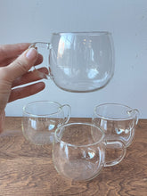 Load image into Gallery viewer, Set of 4 Dainty Little Eggnog/Tea Cups