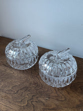 Load image into Gallery viewer, Pretty Crystal Lidded Dish
