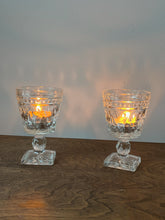 Load image into Gallery viewer, Set of 4 Beautiful Glasses Cut Glass