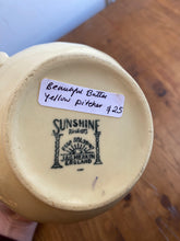 Load image into Gallery viewer, Beautiful Butter Yellow Pitcher