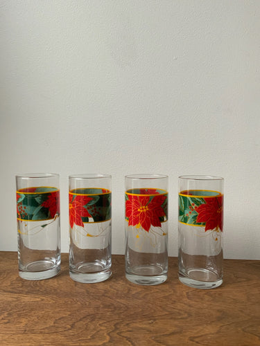 Fun Vintage Set of 4 Christmas Glasses