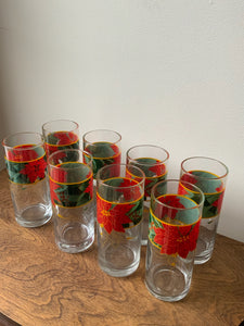 Fun Vintage Set of 4 Christmas Glasses