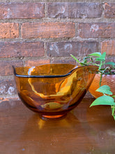 Load image into Gallery viewer, MCM Amber Fluted Bowl