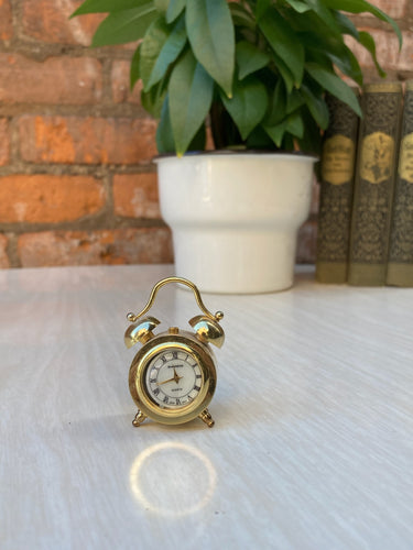 Vintage Miniature Quarts Shannon Clock