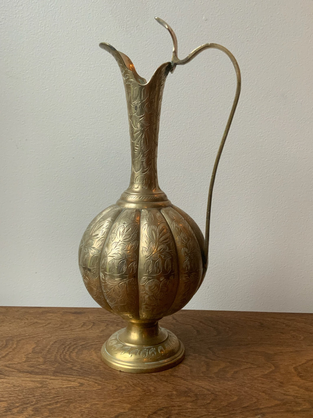 Stunning Unique Vintage Etched Brass Scalloped Bulb Turkish Coffee Pot Carafe