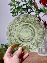 Load image into Gallery viewer, Vintage Indiana Daisy Avocado Green Cup and Saucers