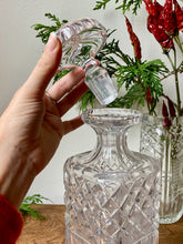 Load image into Gallery viewer, Beautiful Diamond Cut Crystal Decanter