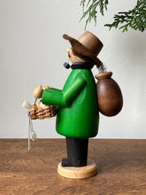 Load image into Gallery viewer, Vintage German Smoker ‘Brush Man”