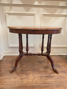 Elegant Vintage Burled Mahogany Side Table / Hall Table