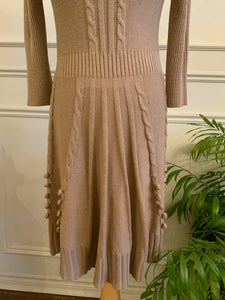 Lovely Knitted Dress (Size Medium)