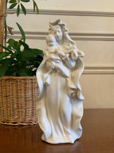 Load image into Gallery viewer, Madonna &amp; Child Figure