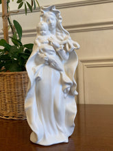 Load image into Gallery viewer, Madonna &amp; Child Figure