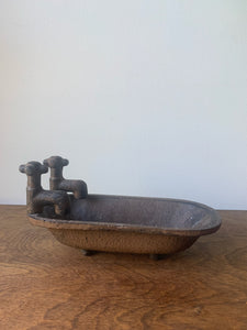 Cast Vintage Tub Soap Dish