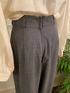 Vintage Prima Donna Grey Trousers (Size 7/8)