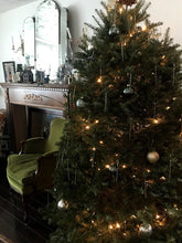 Load image into Gallery viewer, Reusable Victorian Christmas Tree Tinsel