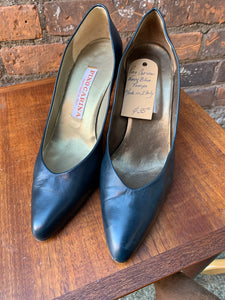 Vintage Navy Blue Leather Heels Made in Italy (Size 9)