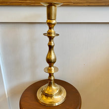 Load image into Gallery viewer, Beautiful Vintage Brass Candleholder